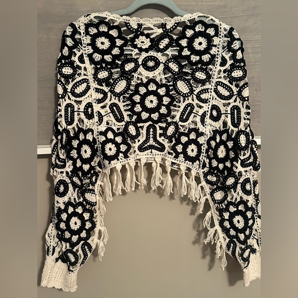 NEW Boutique Black and White Crochet Sweater / Fringe! - Picture 3 of 3